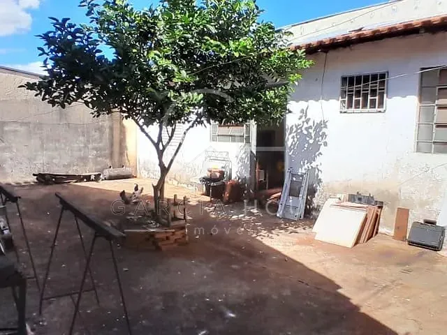 Casa com 200m² 4 quartos e 2 banheiros, à venda, no bairro Jardim Alexandre Balbo em Ribeirão Preto