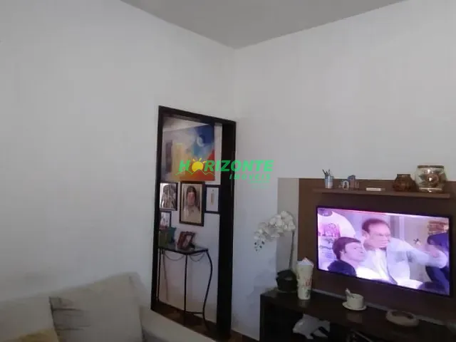 Casa com 567m², à venda, no bairro Vila Menino Jesus em Caçapava