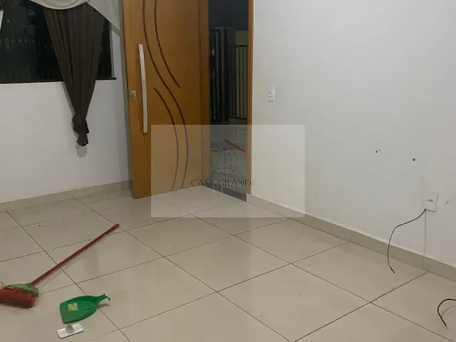 Casa com 204m² 3 quartos e 2 banheiros, à venda, no bairro Jardim Independência em Rolândia