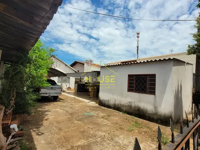 Casa com 400m², à venda, no bairro Patrimônio Novo em Votuporanga