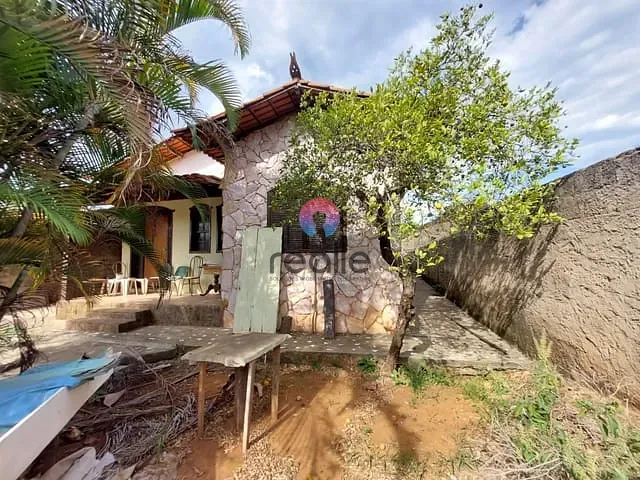 Casa com 1427m² 3 quartos e 3 banheiros, à venda, no bairro Várzea em Lagoa Santa