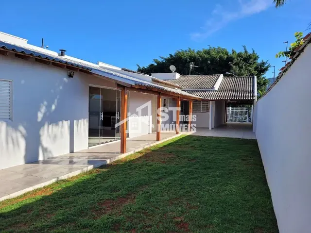 Casa com 545m² 4 quartos e 2 banheiros, à venda, no bairro Jd Ipe em Andradas