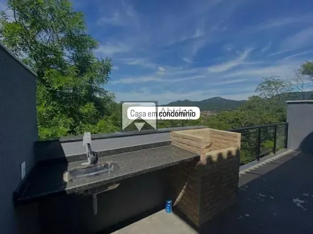 Casa com 294m² 3 quartos e 3 banheiros, à venda, no bairro Engenho do Mato em Niterói