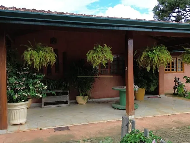 Casa com 1172m² 4 quartos e 5 banheiros, à venda, no bairro Jardim Santos Reis em Piracaia