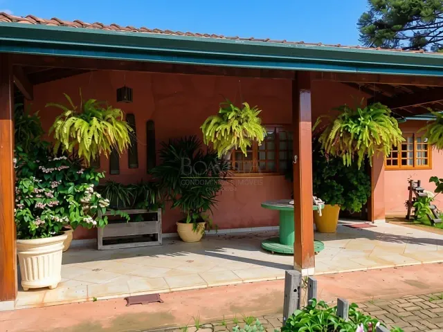 Casa com 1172m² 4 quartos e 5 banheiros, à venda, no bairro Jardim Santos Reis em Piracaia