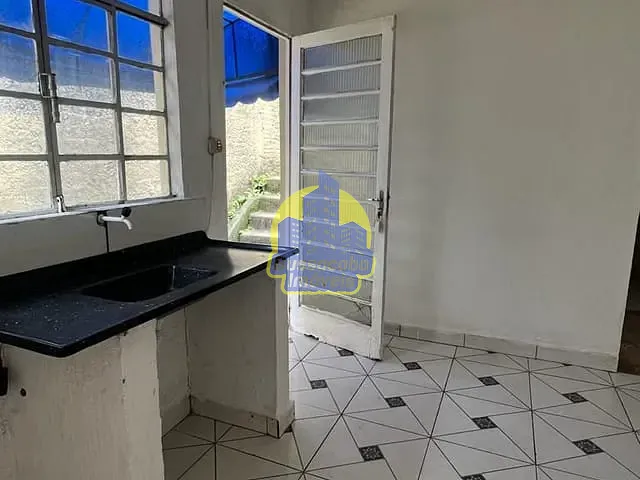 Casa com 150m² 1 quarto e 1 banheiro, à venda, no bairro Umuarama em Osasco