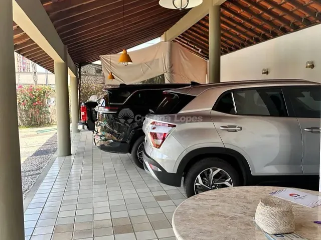 Casa com 2320m² 5 quartos e 6 banheiros, à venda, no bairro Horto em Teresina