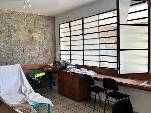 Casa com 2320m² 5 quartos e 6 banheiros, à venda, no bairro Horto em Teresina