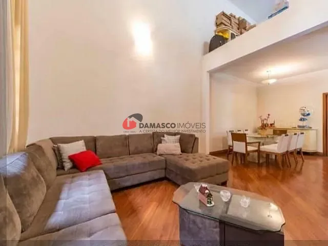 Casa com 320m² 3 quartos e 1 banheiro, à venda, no bairro Barcelona em São Caetano do Sul