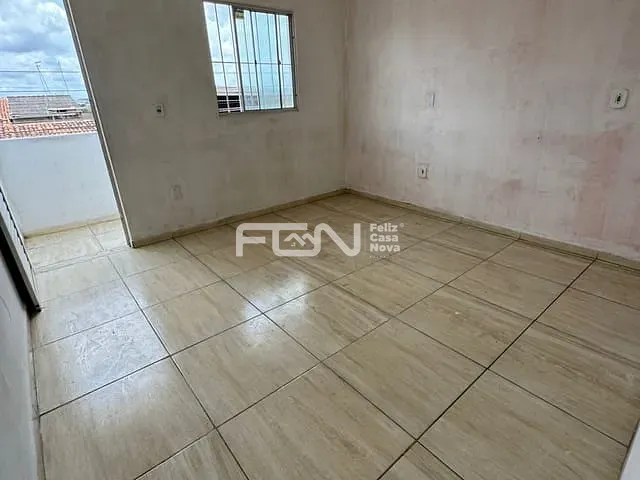 Casa 3 quartos e 1 banheiro, à venda, no bairro Lama Preta em Camaçari
