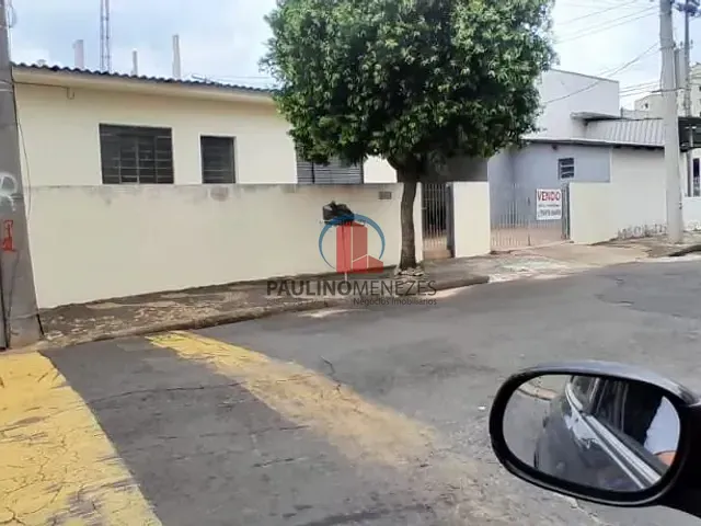 Casa com 361m² 3 quartos e 1 banheiro, à venda, no bairro Vila Louricilda em Americana