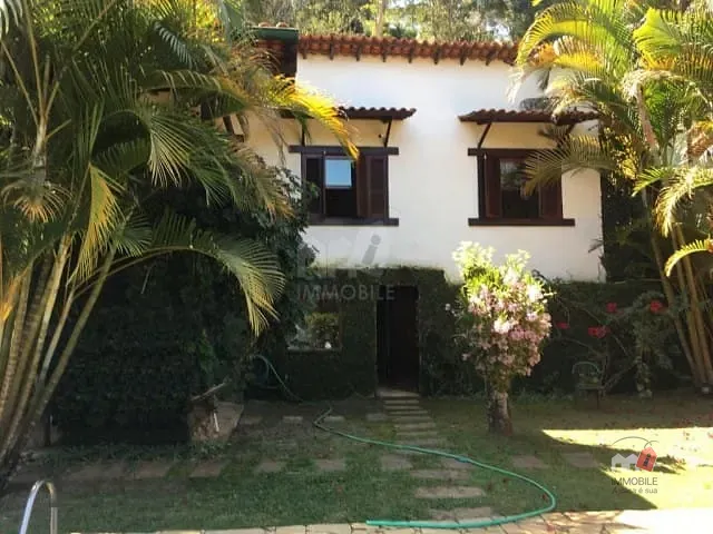 Casa à venda, no bairro Itaipava em Petrópolis