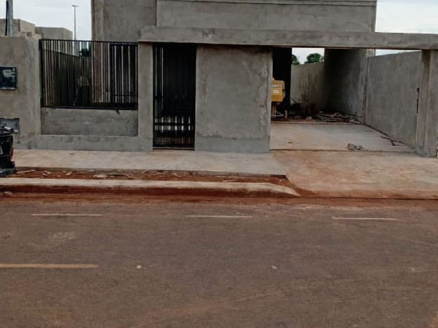 Casa com 300m² 2 quartos e 1 banheiro, à venda, no bairro Sonhalto Videira em Sinop