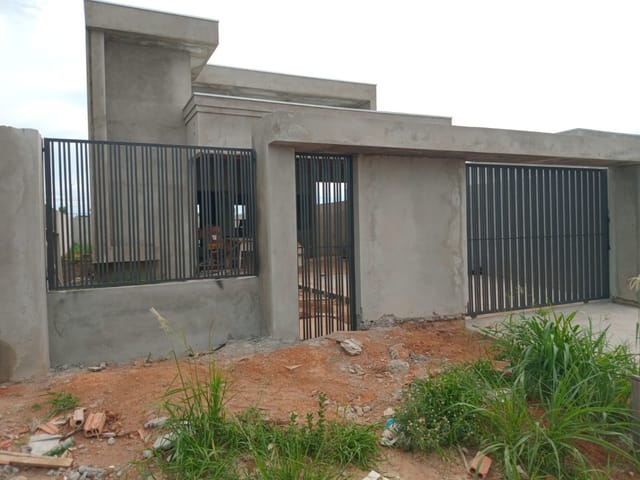 Casa com 300m² 2 quartos e 1 banheiro, à venda, no bairro Sonhalto Videira em Sinop
