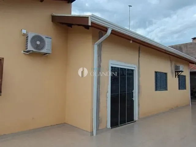 Casa com 307m² 3 quartos e 2 banheiros, à venda, no bairro Itamaraty em Artur Nogueira