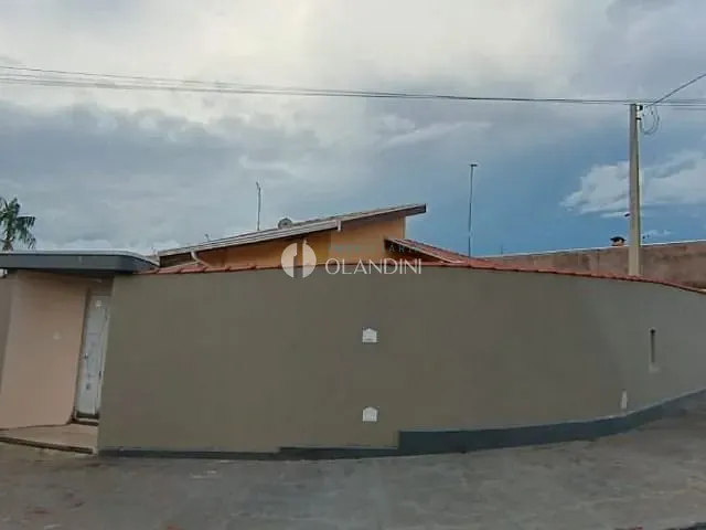 Casa com 307m² 3 quartos e 2 banheiros, à venda, no bairro Itamaraty em Artur Nogueira