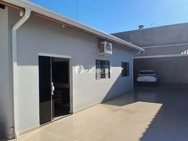 Casa com 307m² 3 quartos e 2 banheiros, à venda, no bairro Jatobá em Artur Nogueira