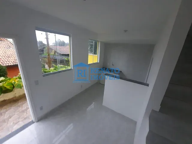 Casa 1 quarto e 1 banheiro, para alugar, no bairro Araçatiba em Maricá