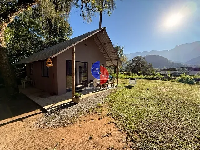 Casa com 1152m² 3 quartos e 1 banheiro, à venda, no bairro Cotia em Guapimirim