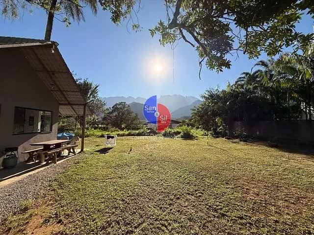 Casa com 1152m² 3 quartos e 1 banheiro, à venda, no bairro Cotia em Guapimirim