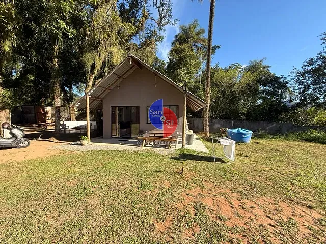 Casa com 1152m² 3 quartos e 1 banheiro, à venda, no bairro Cotia em Guapimirim