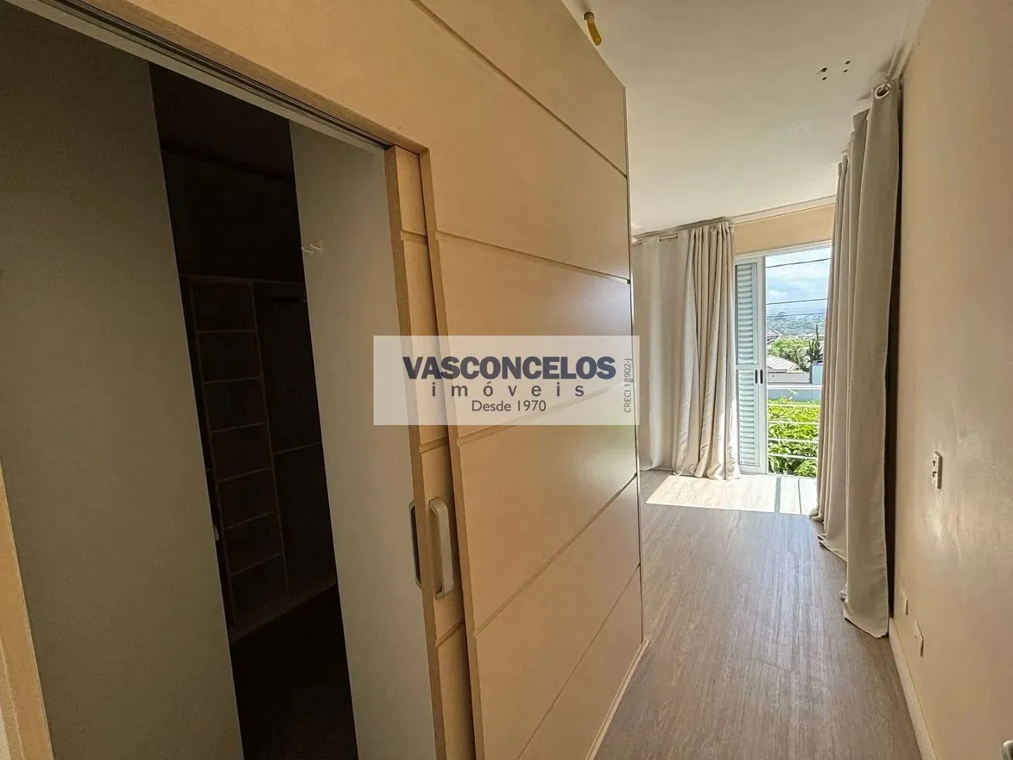 Casa, 3 quartos, 288 m² - Foto 30