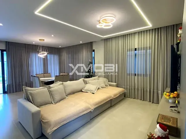 Casa com 300m² 3 quartos e 5 banheiros, à venda, no bairro Medeiros em Jundiaí