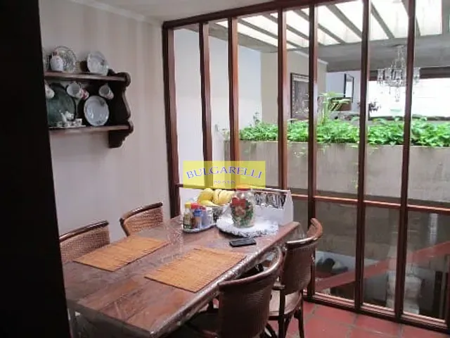 Casa com 445m² 4 quartos e 4 banheiros, à venda, no bairro Anhangabaú em Jundiaí