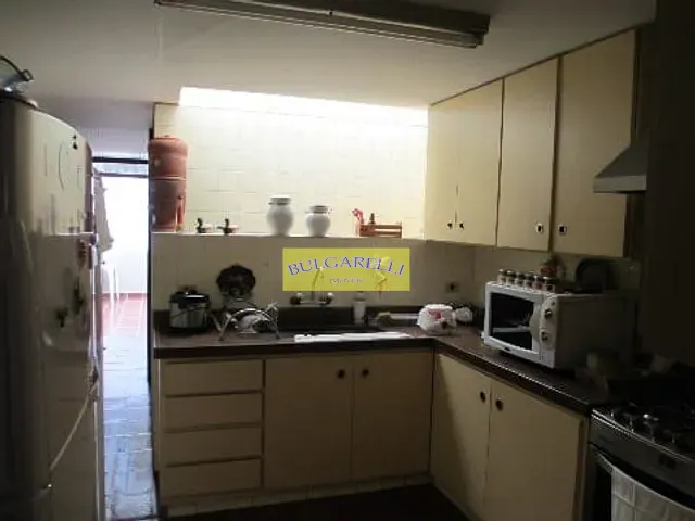 Casa com 445m² 4 quartos e 4 banheiros, à venda, no bairro Anhangabaú em Jundiaí