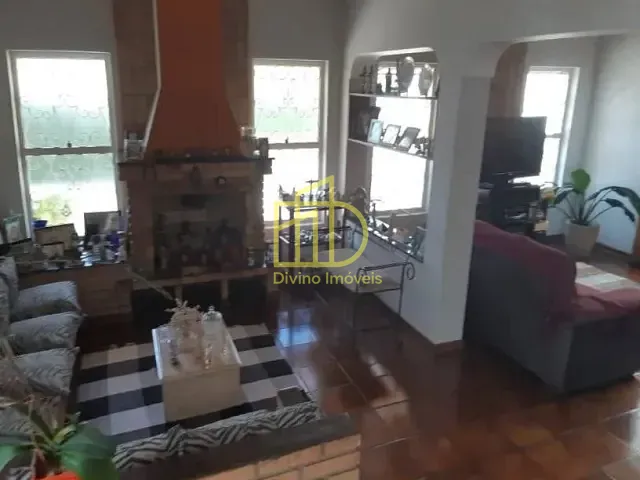 Casa com 367m² 4 quartos e 2 banheiros, à venda, no bairro Jardim Americano em Sorocaba