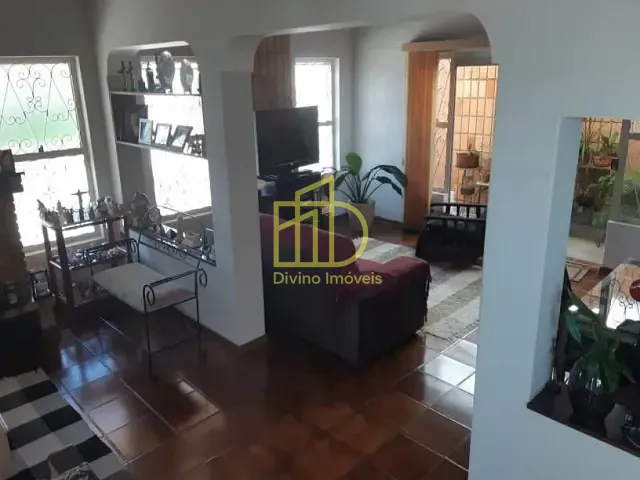 Casa com 367m² 4 quartos e 2 banheiros, à venda, no bairro Jardim Americano em Sorocaba