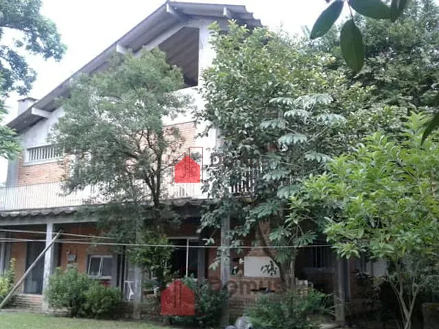 Casa com 860m², à venda, no bairro Jardim Siesta em Jacareí