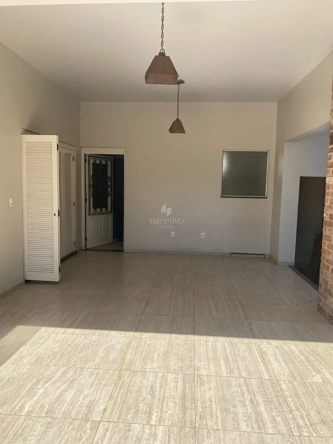 Casa, 3 quartos, 326 m² - Foto 2