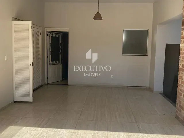 Casa 3 quartos e 7 banheiros, para alugar, no bairro Centro em Arroio do Meio