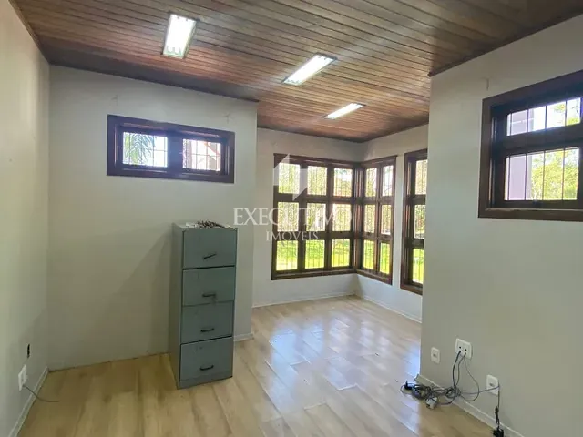 Casa 3 quartos e 7 banheiros, para alugar, no bairro Centro em Arroio do Meio