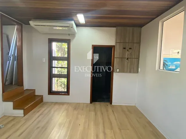 Casa 3 quartos e 7 banheiros, para alugar, no bairro Centro em Arroio do Meio