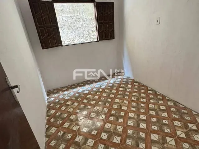 Casa 2 quartos e 1 banheiro, à venda, no bairro Gleba H em Camaçari