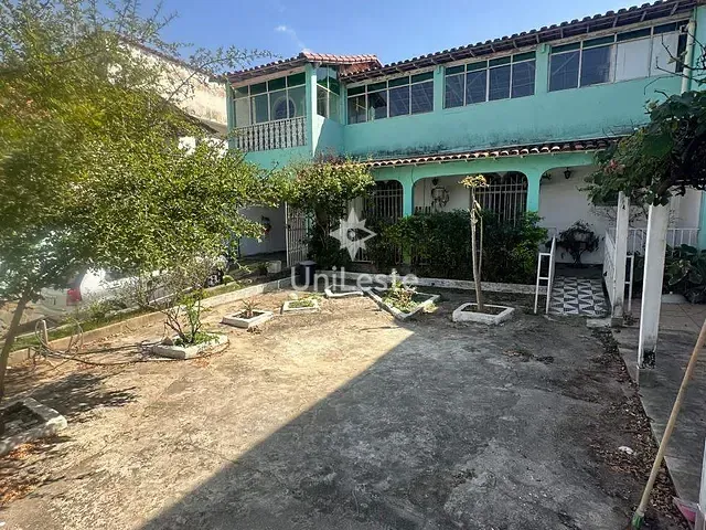 Casa 5 quartos e 3 banheiros, à venda, no bairro Boa Vista em Belo Horizonte