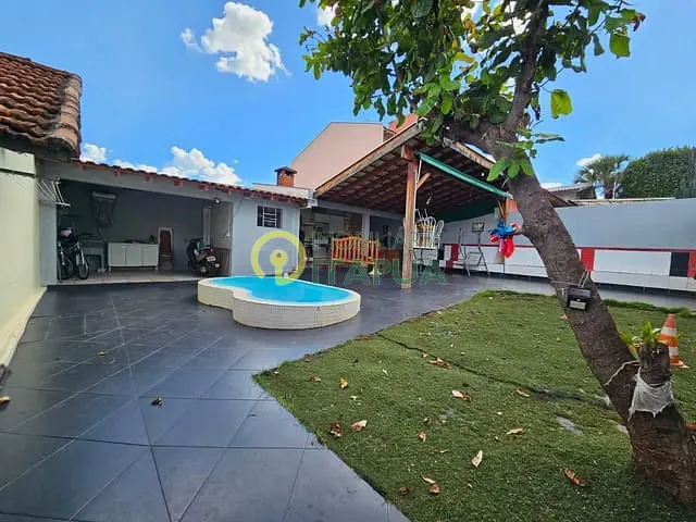 Casa com 360m² 3 quartos e 2 banheiros, à venda, no bairro Bela Vista em Londrina