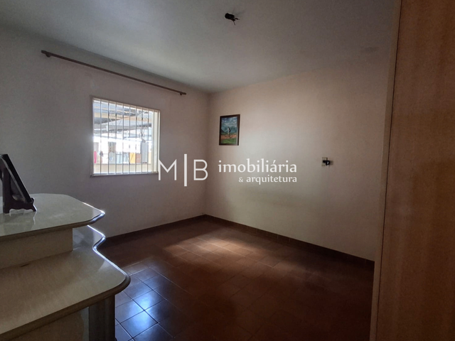 Casa 3 quartos e 2 banheiros, à venda, no bairro Haidee em Cataguases