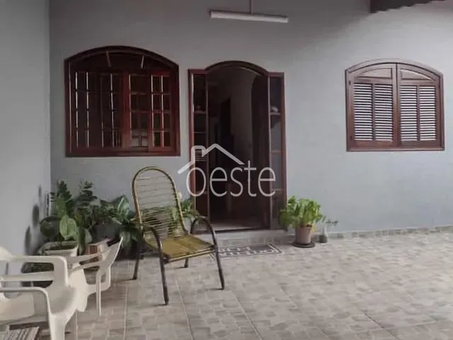 Casa com 125m² 1 quarto e 1 banheiro, à venda, no bairro Jardim Paz em Americana
