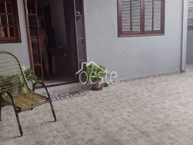 Casa com 125m² 1 quarto e 1 banheiro, à venda, no bairro Jardim Paz em Americana