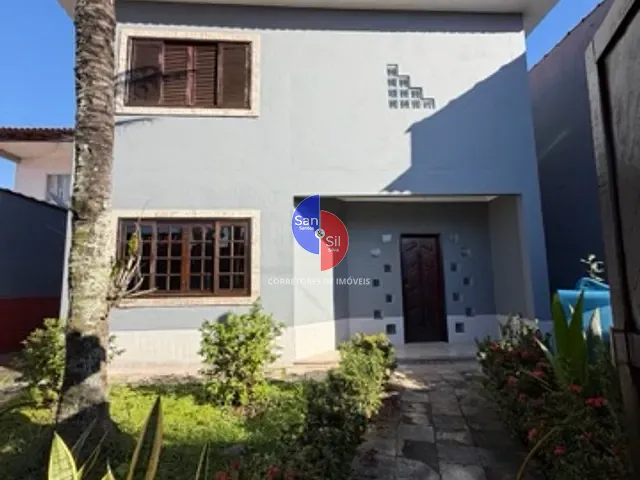Casa 3 quartos e 4 banheiros, à venda, no bairro Praia do Imperador (Guia de Pacobaíba) em Magé