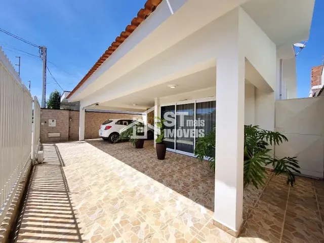 Casa com 288m² 3 quartos e 1 banheiro, à venda, no bairro Centro em Andradas