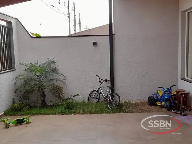 Casa com 200m², à venda, no bairro Jardim dos Lagos em Nova Odessa