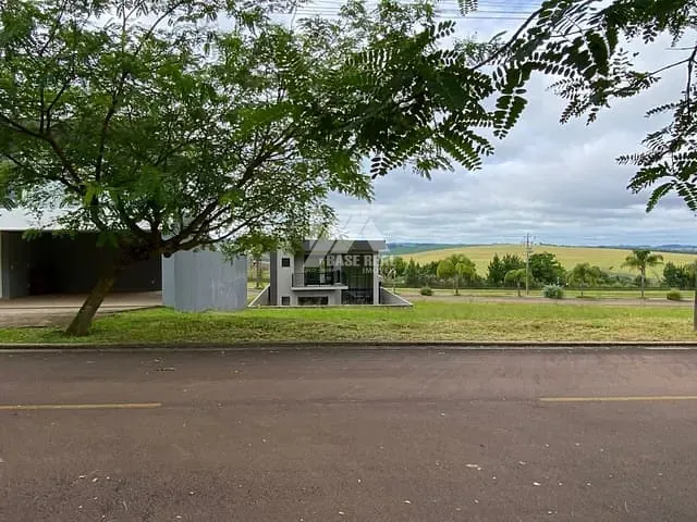 Casa à venda, no bairro Jardim Carvalho em Ponta Grossa