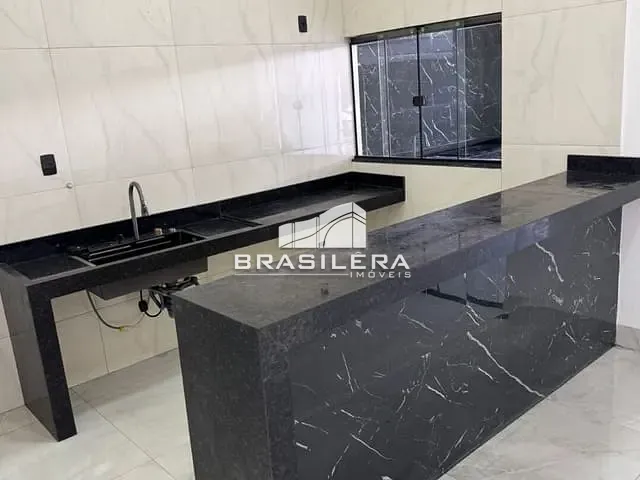 Casa 2 quartos e 2 banheiros, à venda, no bairro Conjunto Habitacional Jardim Sabiá em Senador Canedo