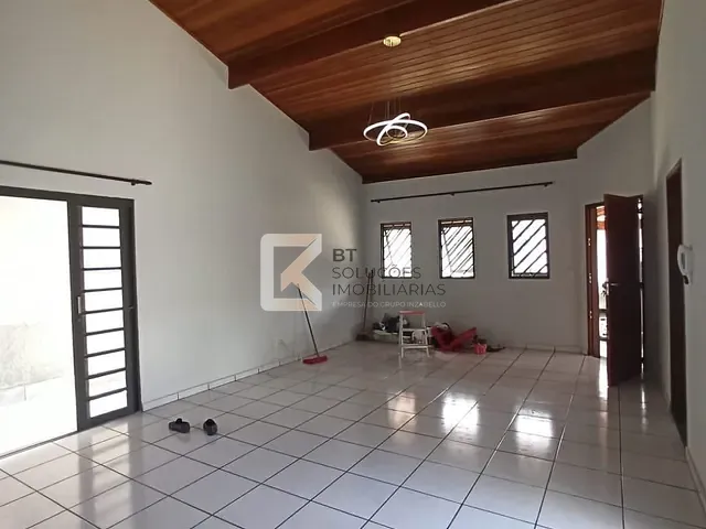 Casa com 250m² 3 quartos e 1 banheiro, à venda ou para alugar, no bairro Jardim Bela Vista em Indaiatuba