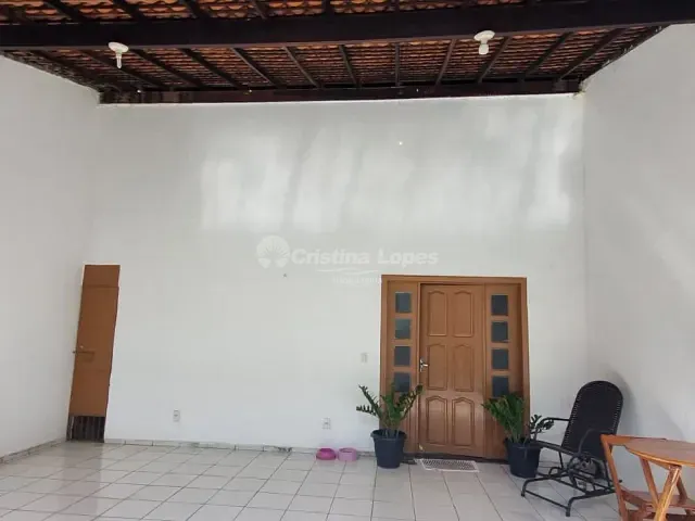 Casa 3 quartos e 2 banheiros, à venda, no bairro Vila Operária em Teresina
