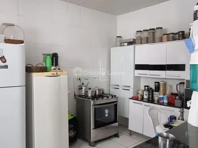 Casa 3 quartos e 2 banheiros, à venda, no bairro Vila Operária em Teresina